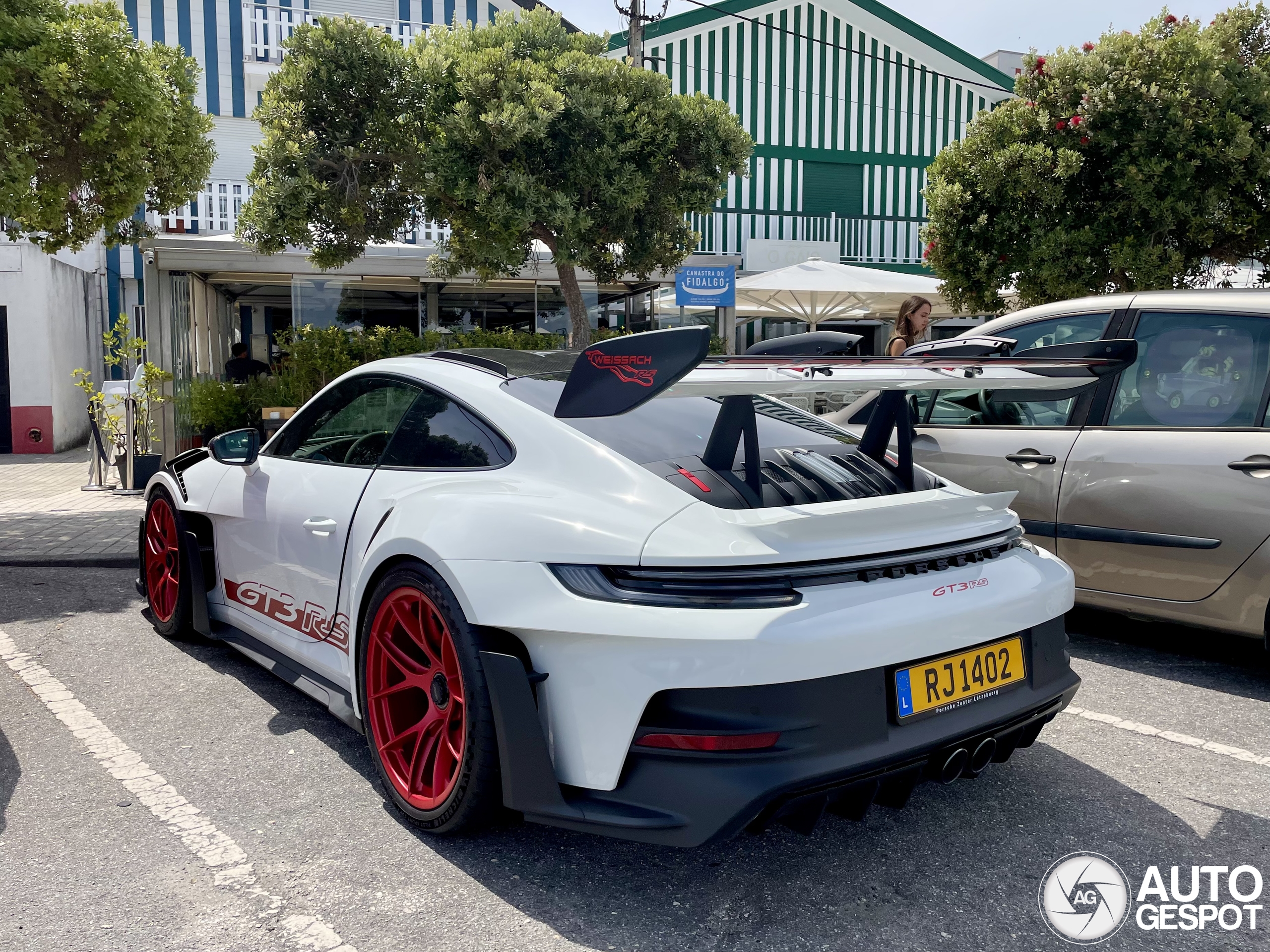 Porsche 992 GT3 RS MkI Weissach Package