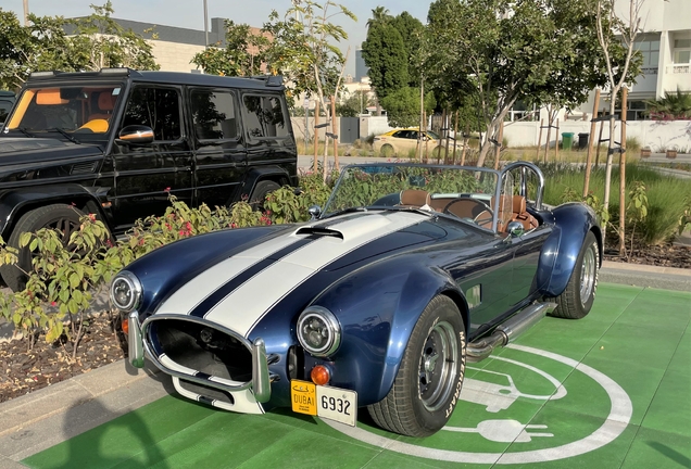 AC Cobra 427