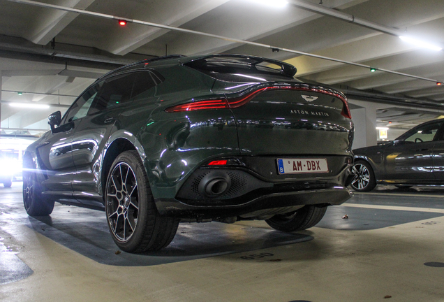 Aston Martin DBX