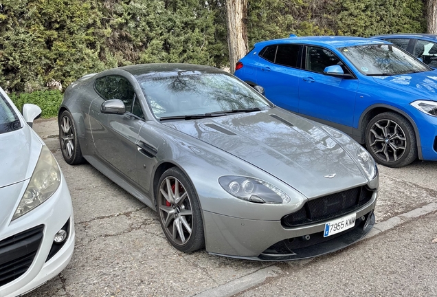 Aston Martin V8 Vantage S