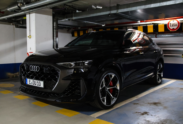 Audi RS Q8 2024