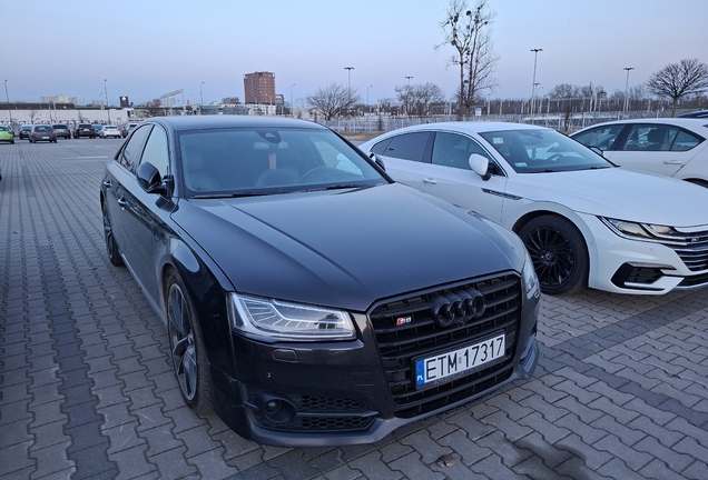 Audi S8 D4 Plus