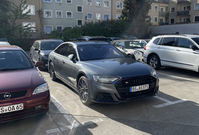 Audi S8 D5
