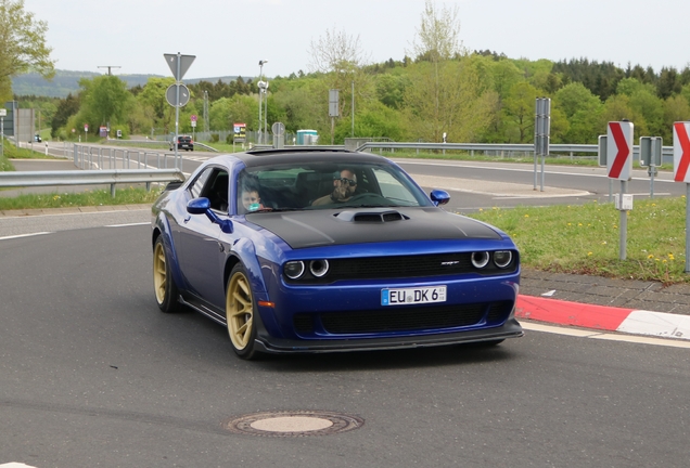 Dodge Challenger SRT-8 392
