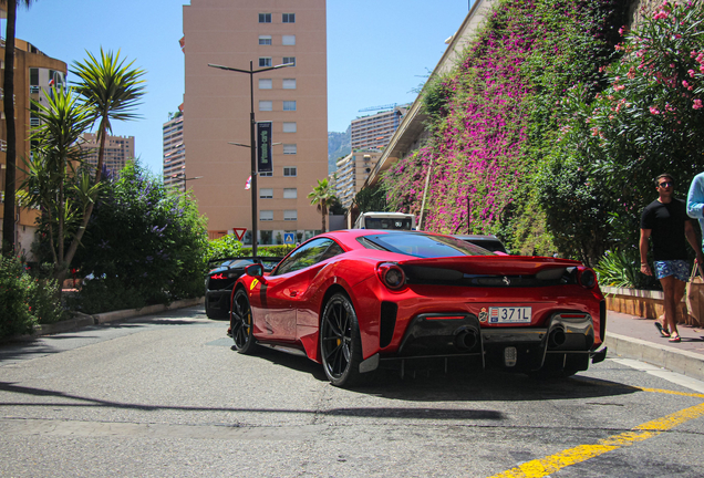 Ferrari 488 Pista