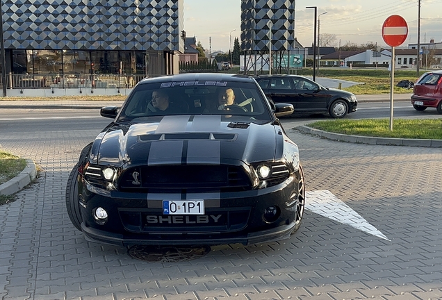 Ford Mustang Shelby GT500 2013