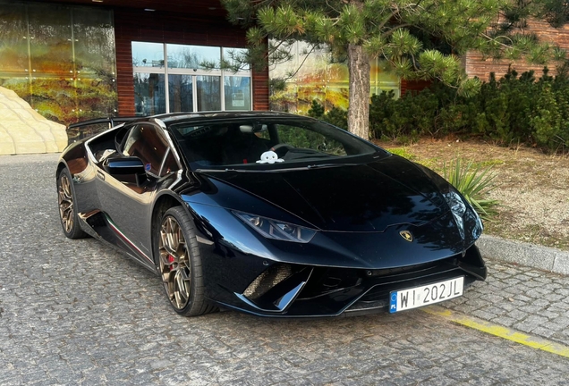 Lamborghini Huracán LP640-4 Performante
