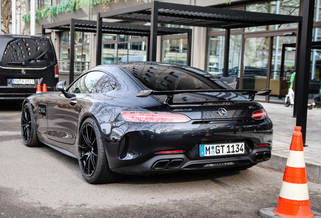 Mercedes-AMG GT C C190