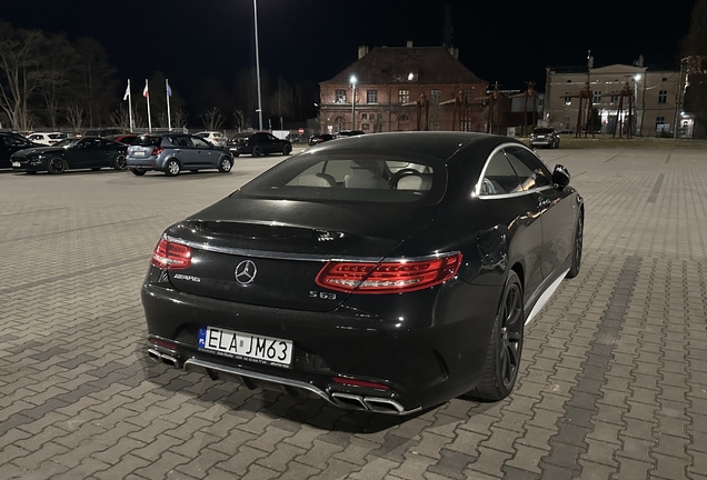 Mercedes-AMG S 63 Coupé C217