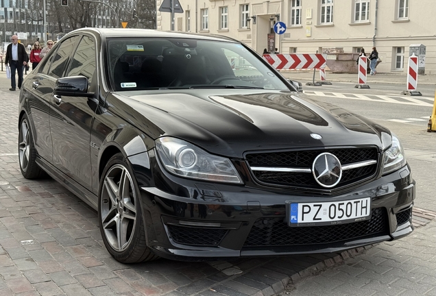 Mercedes-Benz C 63 AMG W204 2012