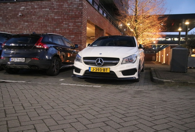 Mercedes-Benz CLA 45 AMG C117
