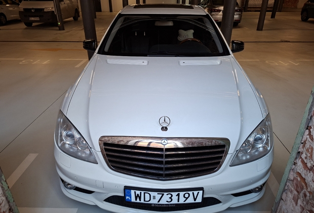 Mercedes-Benz S 63 AMG W221 2010