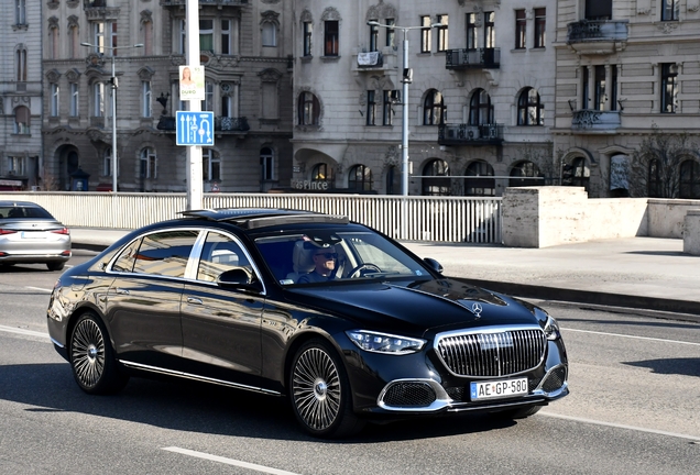 Mercedes-Maybach S 680 X223