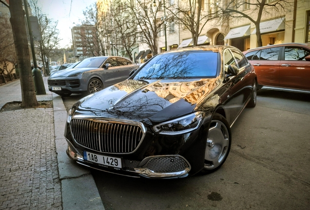 Mercedes-Maybach S 680 X223