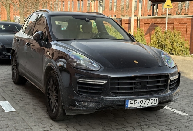 Porsche 958 Cayenne Turbo MkII