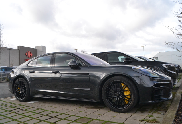 Porsche 972 Panamera Turbo S E-Hybrid