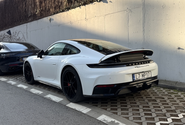 Porsche 992 Carrera 4 GTS MkII