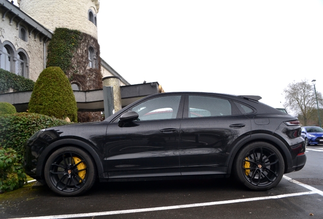 Porsche Cayenne Coupé Turbo E-Hybrid