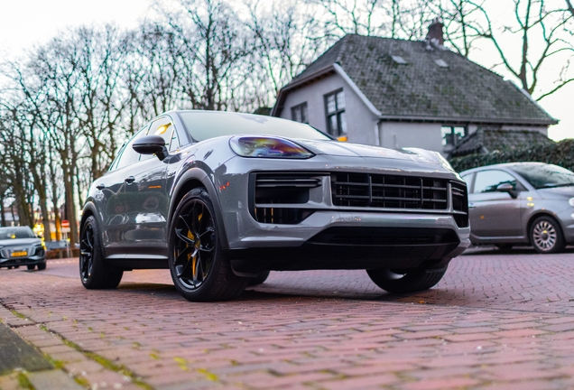 Porsche Cayenne Coupé Turbo E-Hybrid