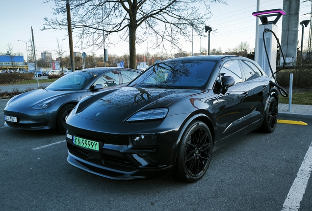 Porsche Macan EV Turbo