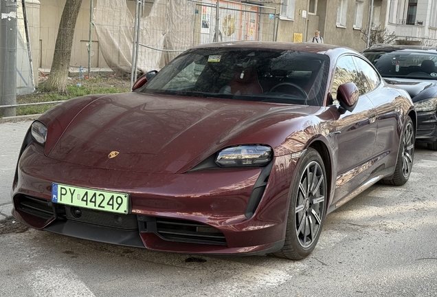 Porsche Taycan Turbo