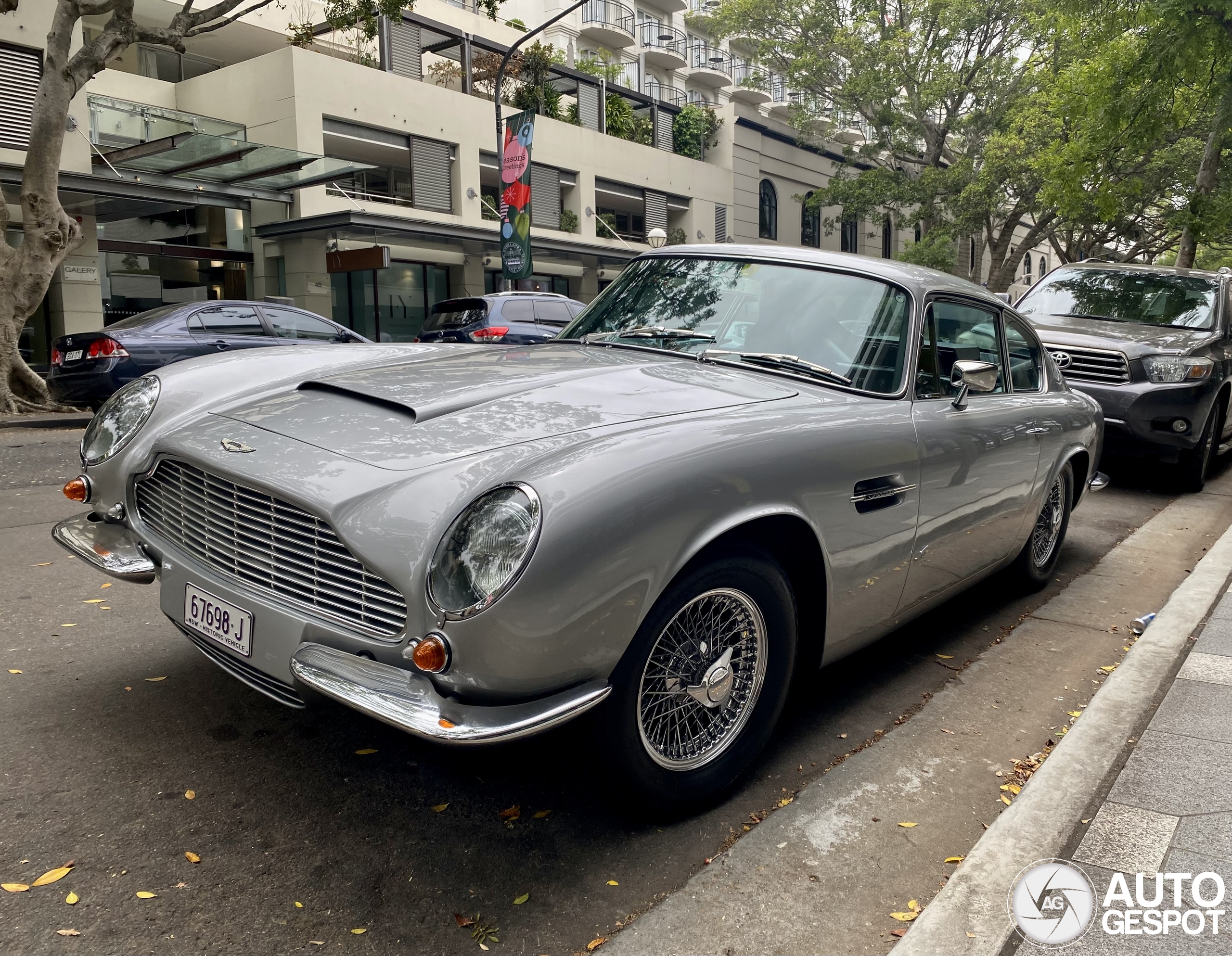 Aston Martin DB6 MKII