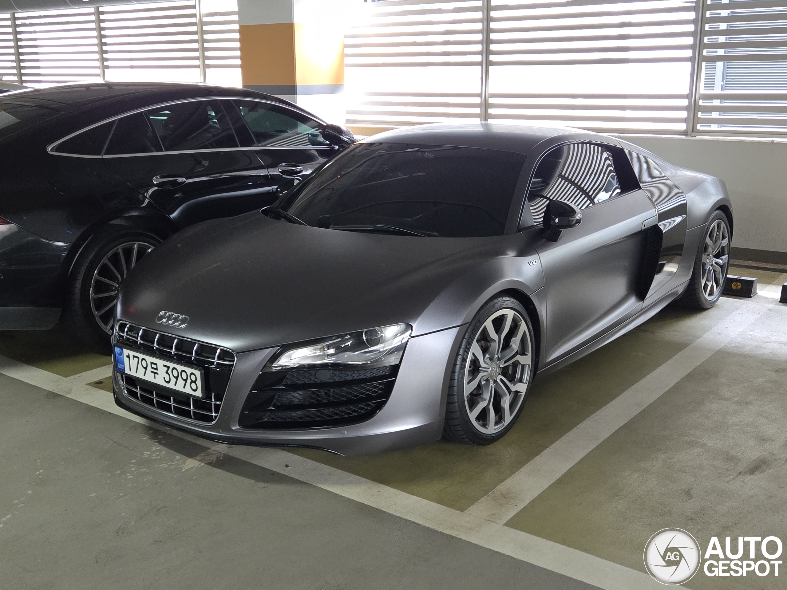 Audi R8 V10