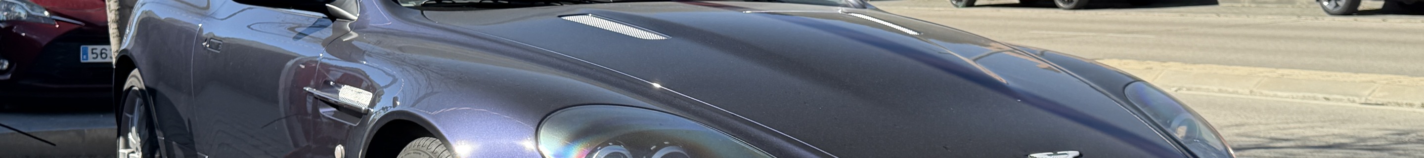 Aston Martin DB9