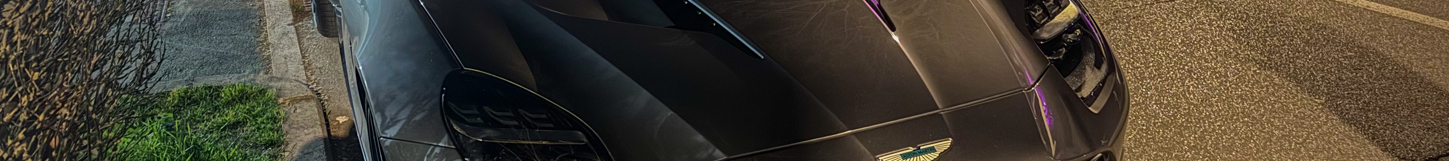 Aston Martin Vanquish Volante 2025