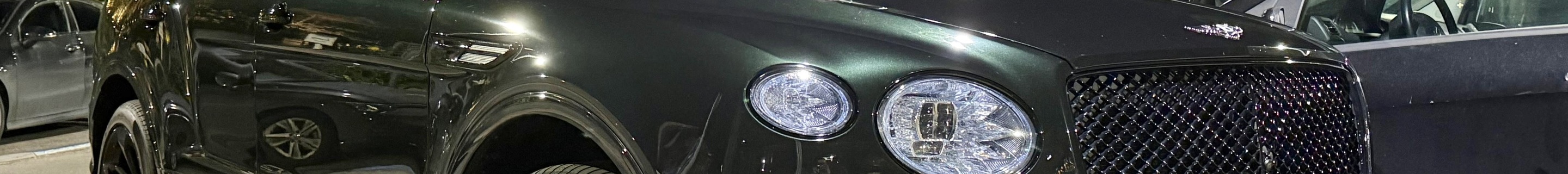 Bentley Bentayga Azure 2024