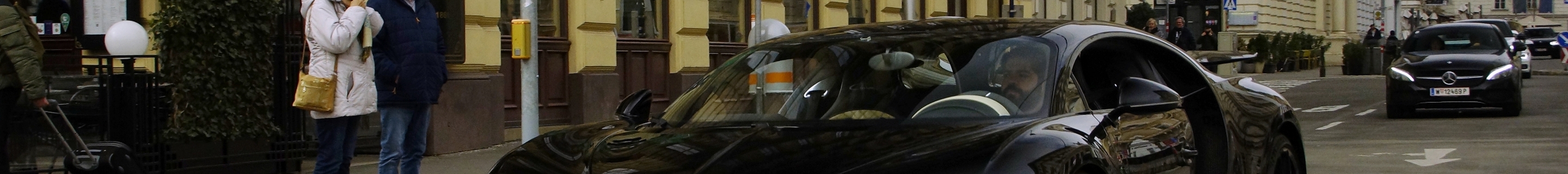 Bugatti Chiron Sport