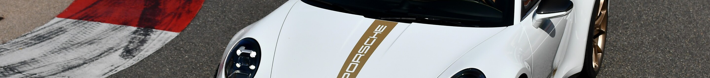 Porsche 992 GT3 Touring MkI
