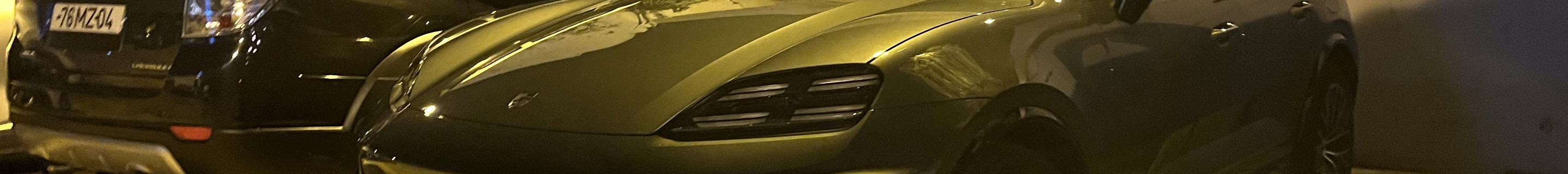 Porsche Macan EV Turbo