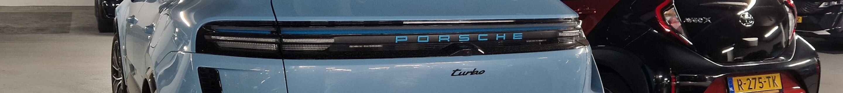 Porsche Macan EV Turbo