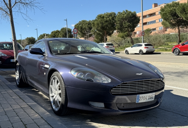 Aston Martin DB9