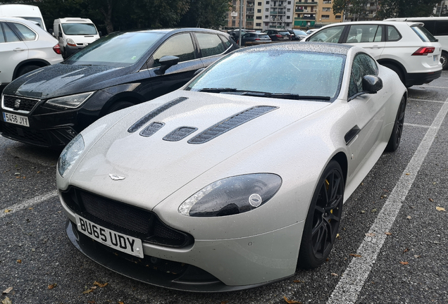 Aston Martin V12 Vantage S
