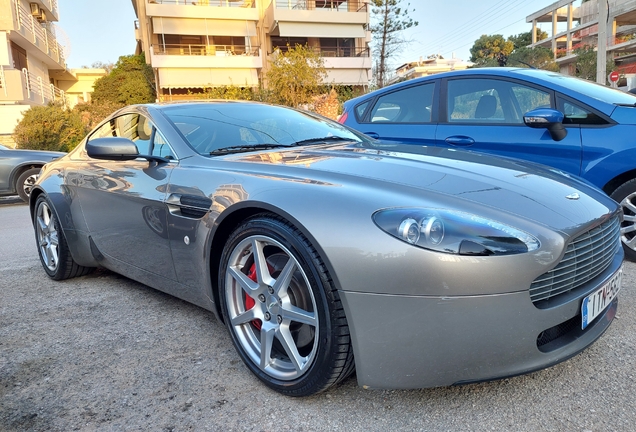Aston Martin V8 Vantage