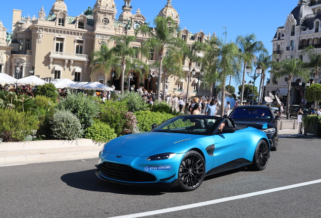 Aston Martin V8 Vantage Formula 1 Edition Roadster