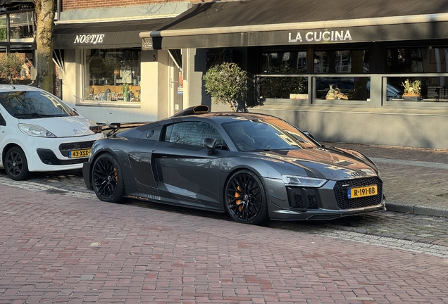 Audi R8 V10 Plus 2015