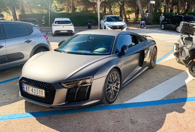 Audi R8 V10 Plus 2015