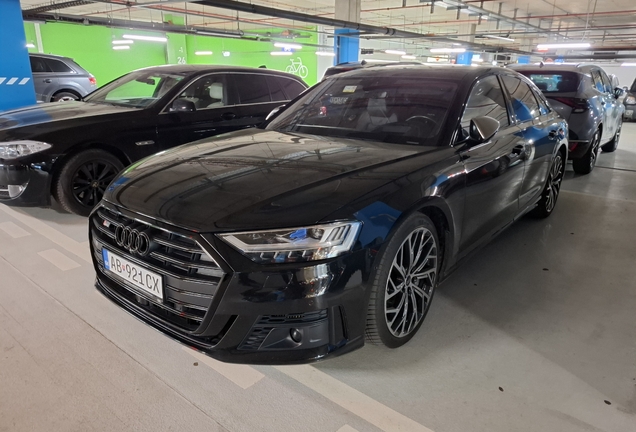 Audi S8 D5