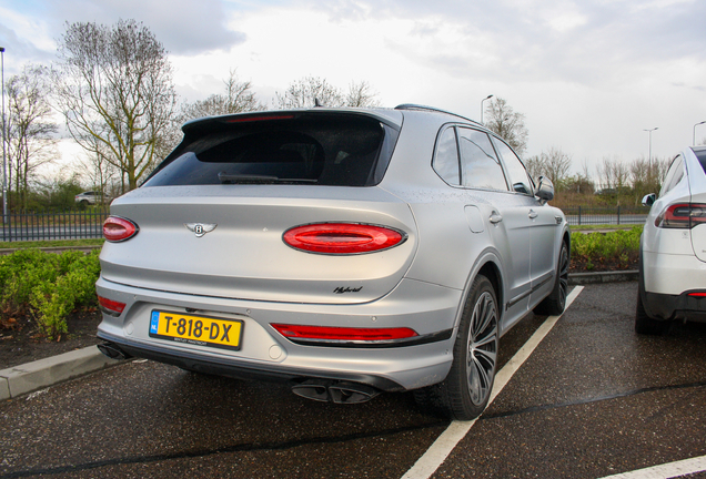 Bentley Bentayga Hybrid Azure