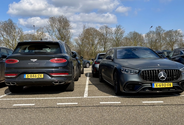 Bentley Bentayga Hybrid Azure