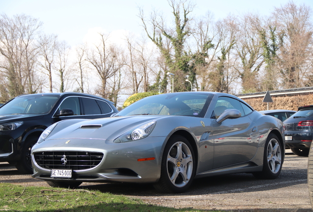 Ferrari California