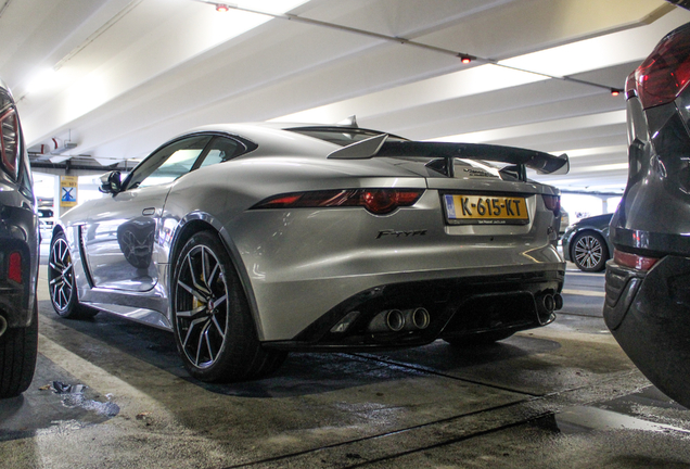 Jaguar F-TYPE SVR Coupé 2017