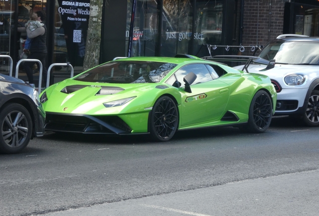 Lamborghini Huracán LP640-2 STO