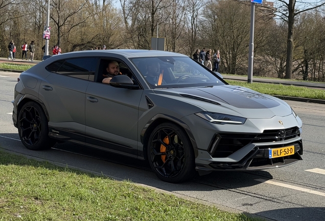 Lamborghini Urus Performante