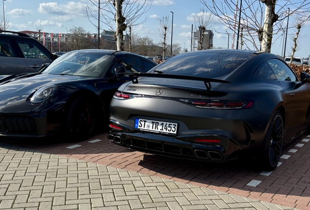 Mercedes-AMG GT 63 C192