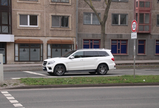 Mercedes-Benz GL 63 AMG X166