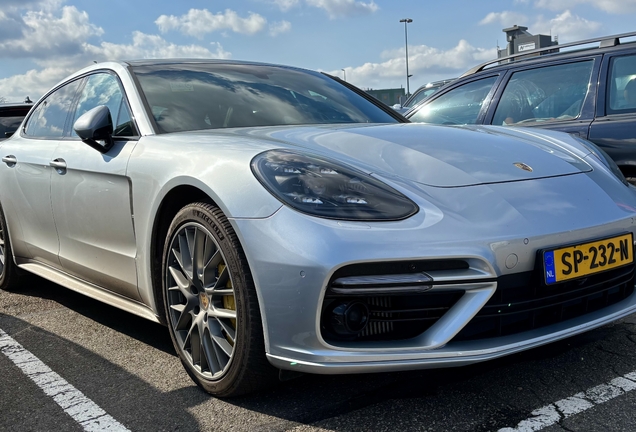 Porsche 971 Panamera Turbo S E-Hybrid Executive MkI
